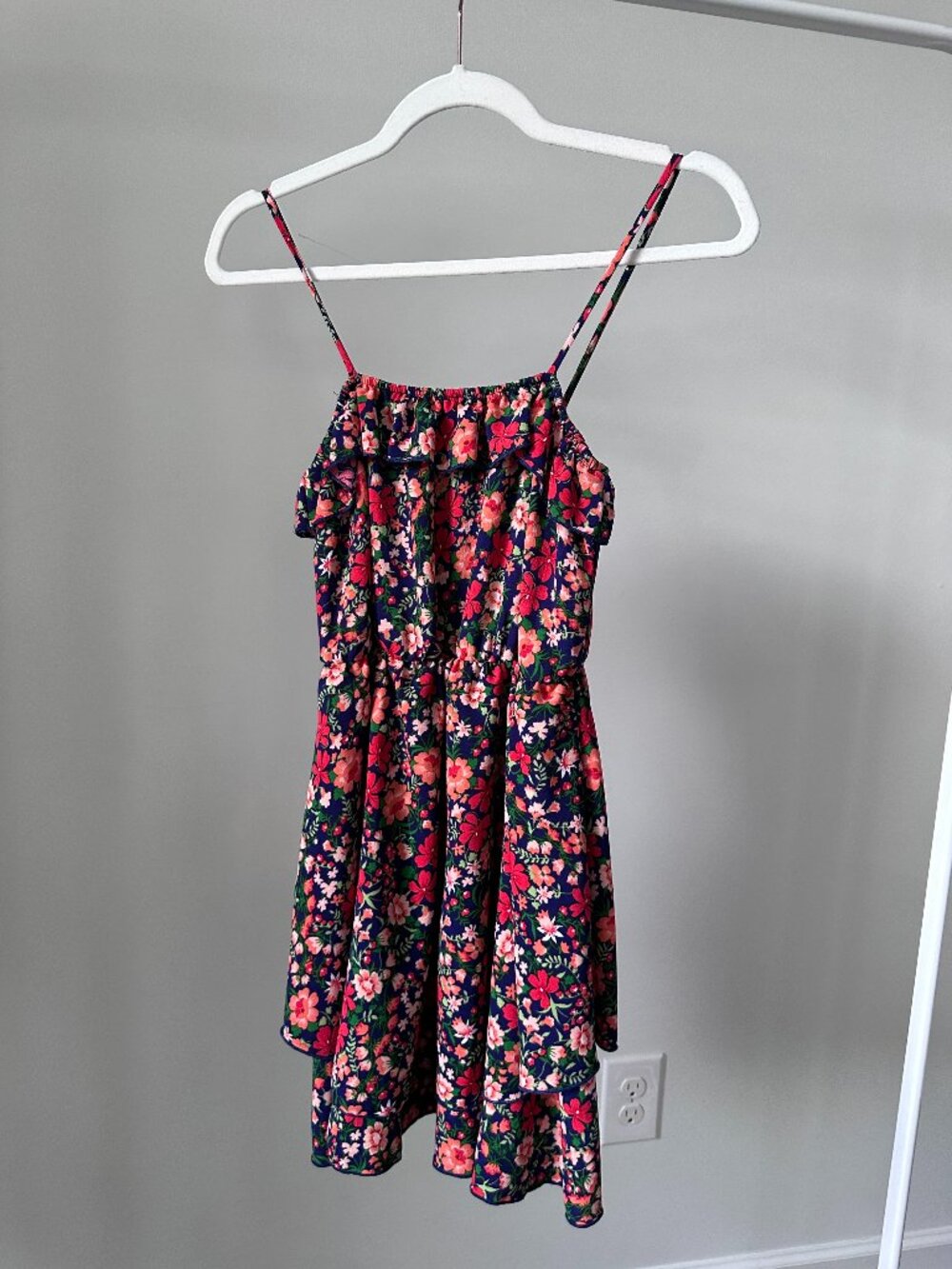 Altar'd State Kailani Floral Mini Dress Small Worn Twice Navy/Red/Pink Floral